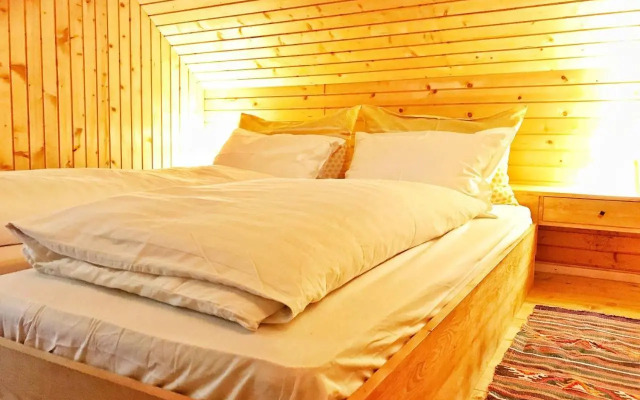 Peaceful Nature Cabin Jolly