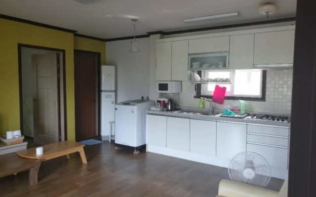 Gapyeong Captain Caravan Glamping