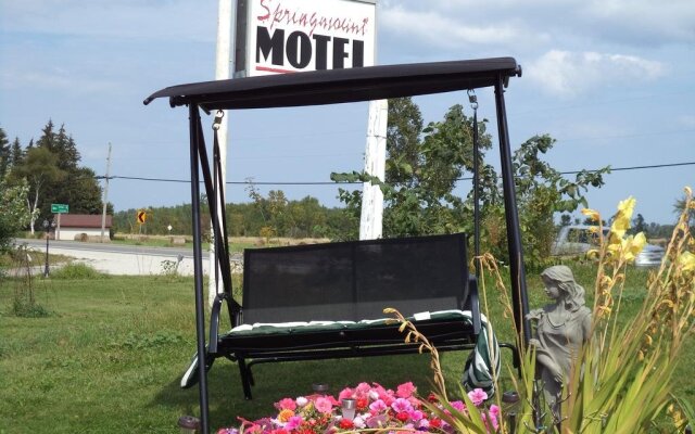 Springmount Motel