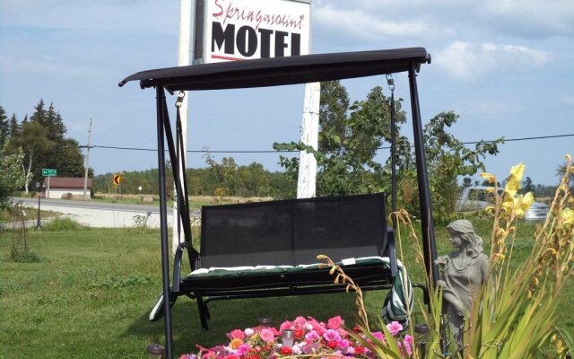 Springmount Motel