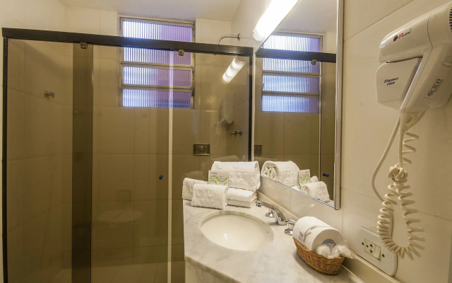 Rede Andrade Hotel Canadá