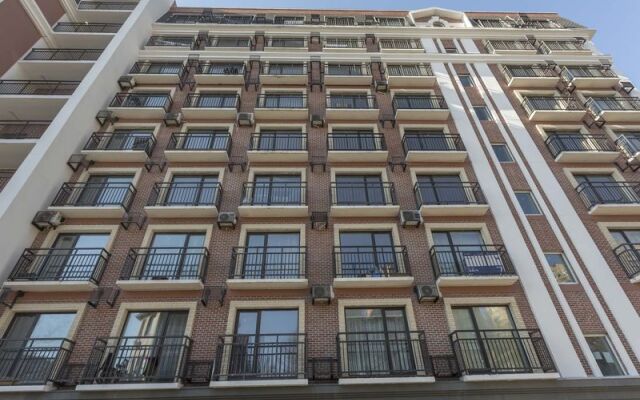 Влад апартаментс  на ул. Махалина д. 10