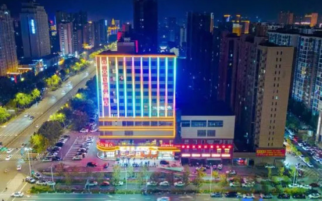 Crystal Palace International Hotel