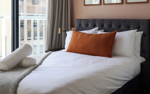 EIGHTY2 ON M - Fluent Serviced Apartments