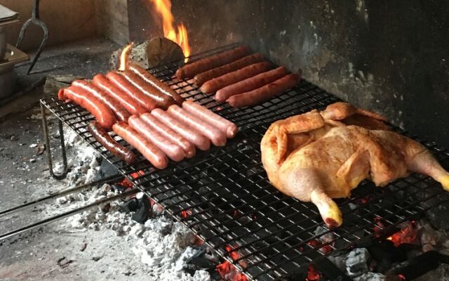 Moulin des Sandaux Village