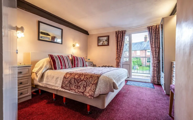 The Olde Forge Hotel