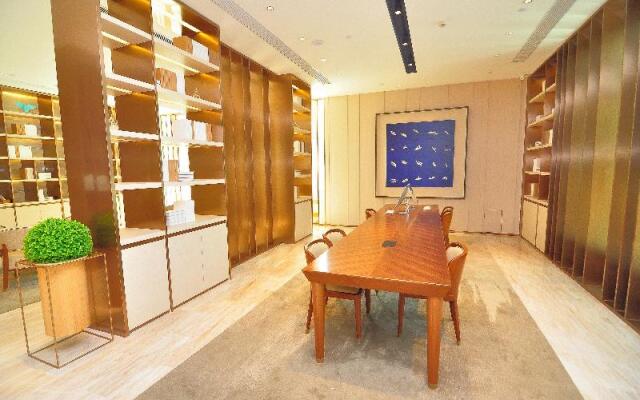 Ji Hotel (Xining Haihu New Area)