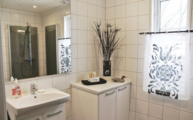 Beautiful Home in Vetlanda With 3 Bedrooms and Wifi