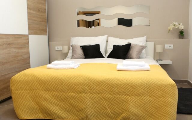 B&B Arena Prestige Rooms