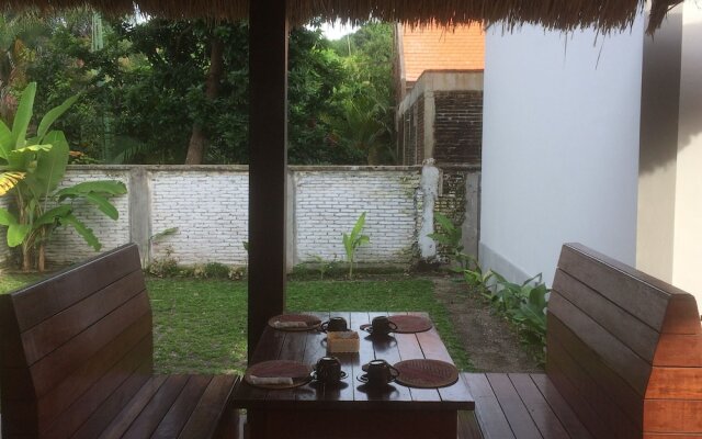 Semilir Senggigi Inn