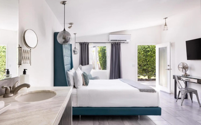 The Palm Springs Hotel