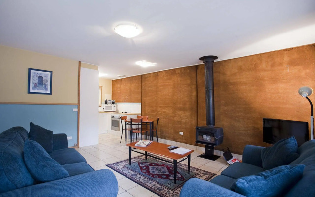 Split Point Cottages