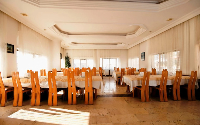 Ciner Hotel