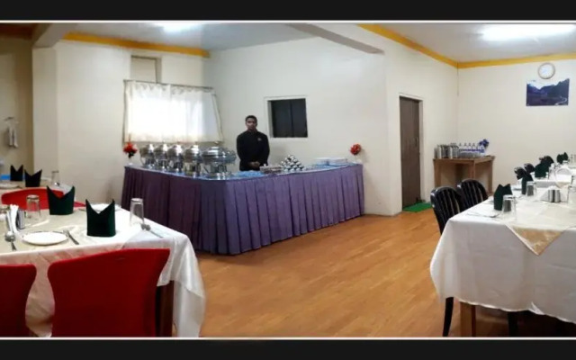 Hotel Adarsh Annexe by Goroomgo