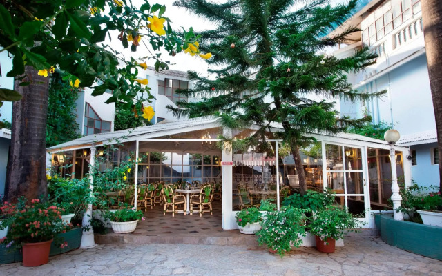 Avion Holiday Resort