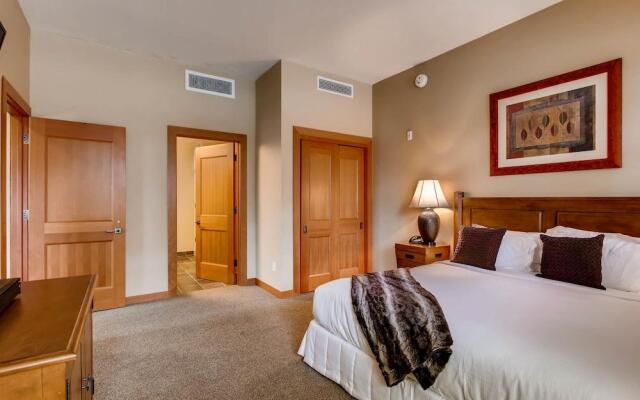 Capitol Peak Lodge by Snowmass Mountain Lodging