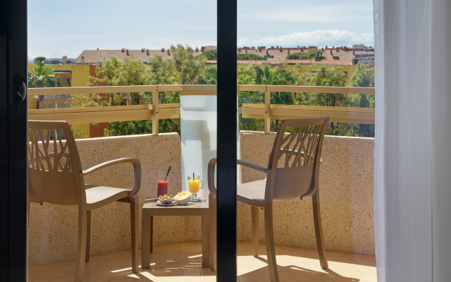 H10 Cambrils Playa