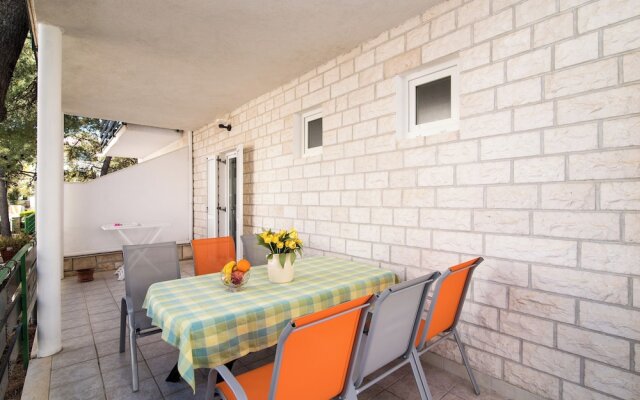 Apartments Pinija -