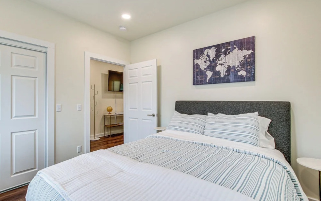 Dog-friendly Sheboygan Home - 1 Mi to Town!