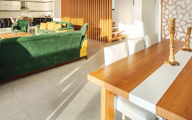 Villa Grey