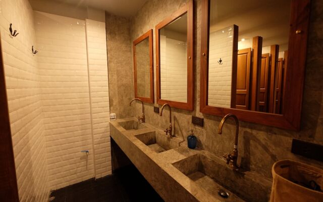 Craftel Bangkok - Hostel