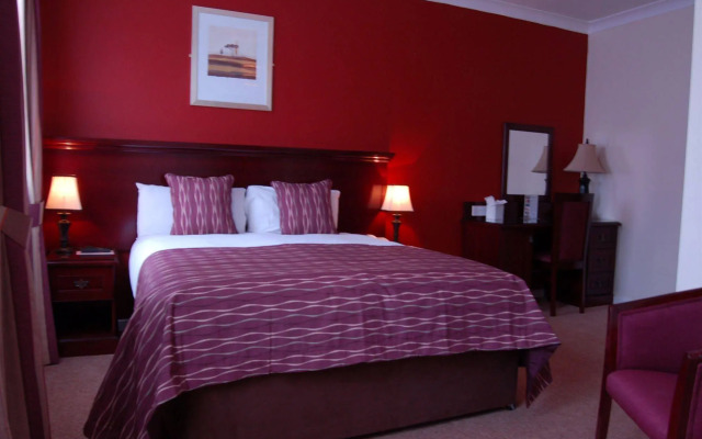 The Connaught Lodge