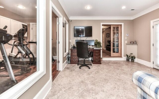 The Manor at Courtland Farm