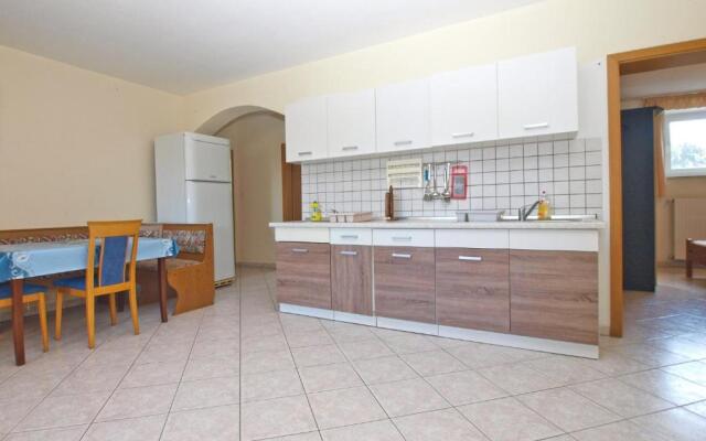 Apartments Anto 1598
