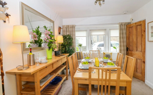 Fleece Cottage