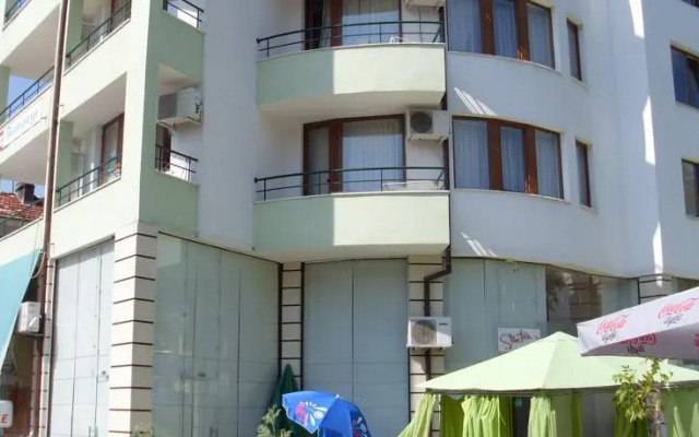 Park Apartments Popovi