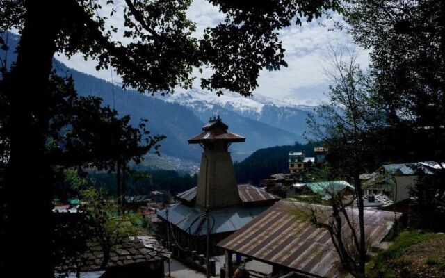 goSTOPS Manali - Hostel