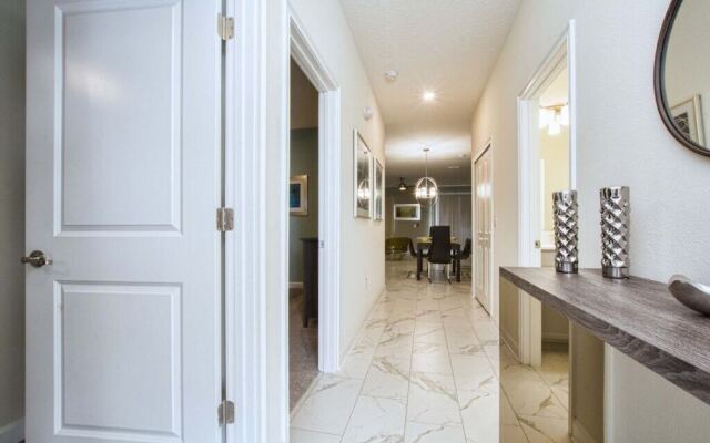 Storey Lake-5 Bedroom Townhome w/Splashpool-1630ST