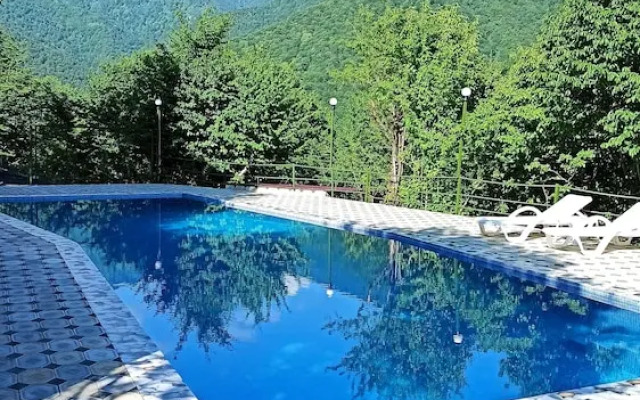 Kungut Hotel & Resort