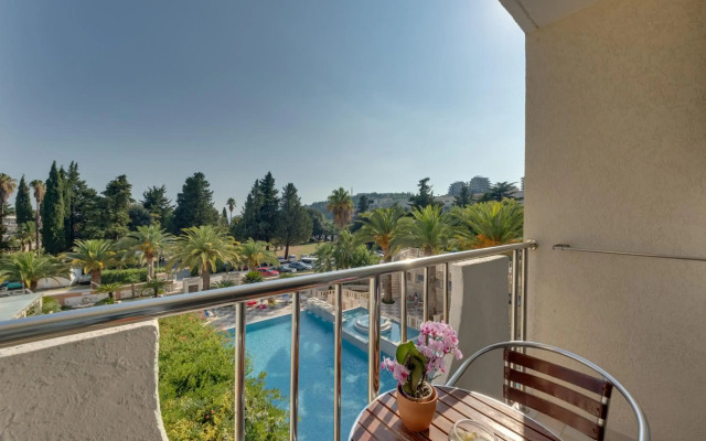 Mediteran Hotel & Resort