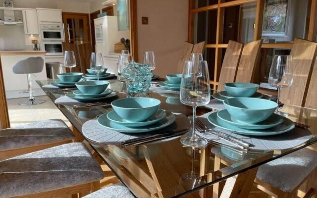 Relax at the Blue Spa House in the Highlands