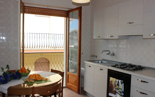 Lucy Apartment