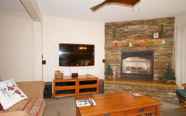 Mammoth Ski & Racquet Club #082