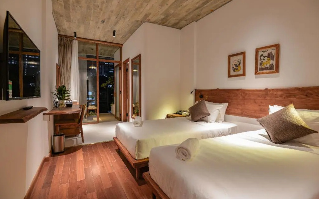 Luxury 22Land Suites Residence Hotel – Guest Rooms – Hanoi