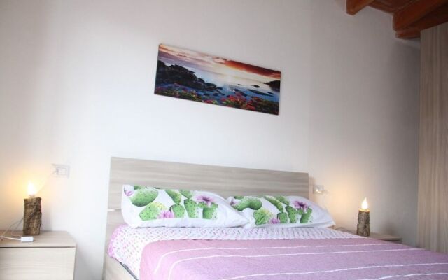 Modern & Chic Pool House 24