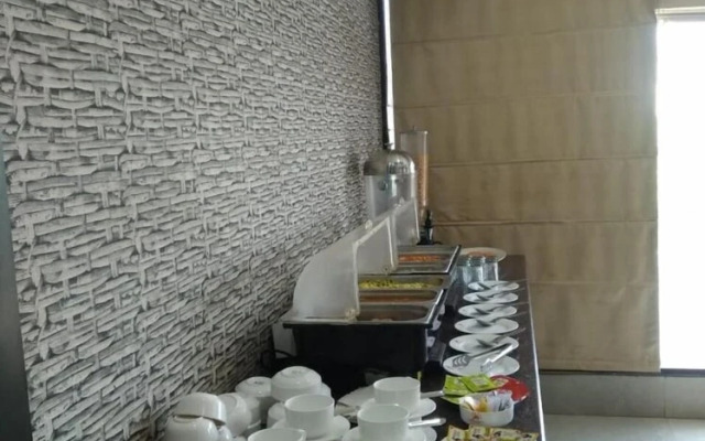 Hotel Ozas Grand