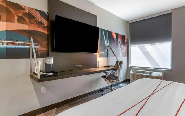 Vīb Hotel by Best Western Phoenix - Tempe