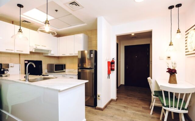 One Perfect Stay Studio Burj Al Nujoom