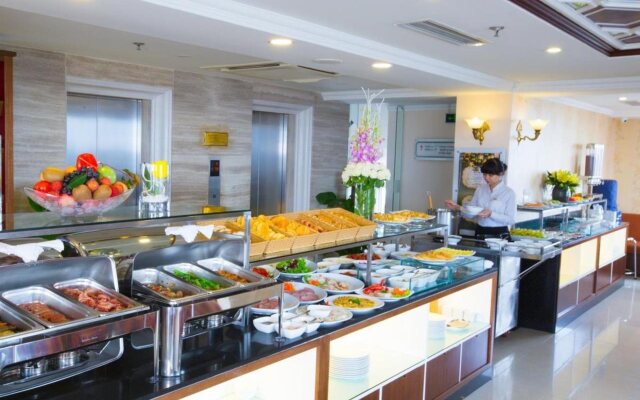 Chalcedony Grand Hotel