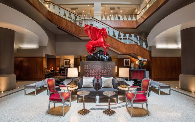 Magnolia Hotel Dallas Downtown