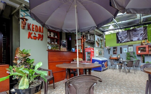 ZEN Rooms Basic Sultan Tirtayasa