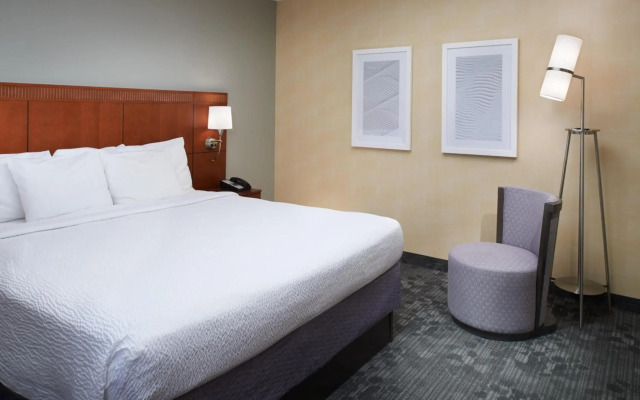 Courtyard by Marriott Rockford