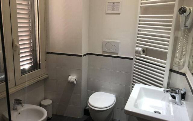 Elle Cavour Guest House