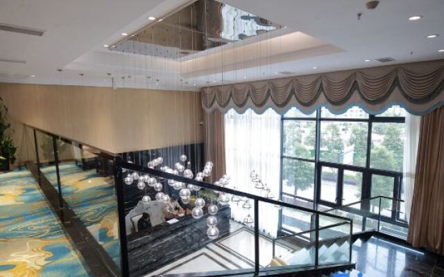Xuhe Grand Hotel