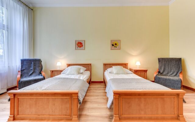 Royal Apartments - Center