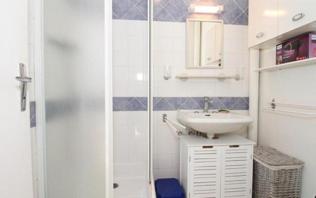 Appartement Balaruc-les-Bains, 1 pièce, 2 personnes - FR-1-553-47